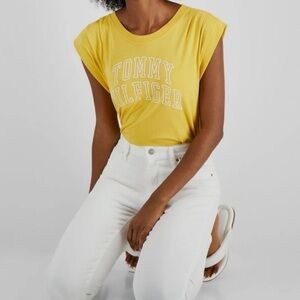 Tommy Hilfiger Muscle Tee T-shirt sleeveless Logo mustard yellow